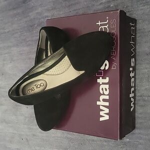 Me Too flat loafers faux suede US size 7